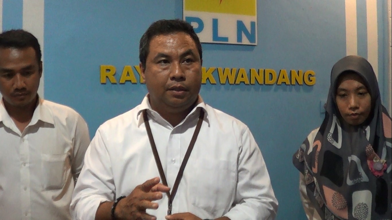 Menunggak Tagihan Listrik, PLN Putuskan Aliran Listrik di Kantor Bupati Gorontalo Utara.