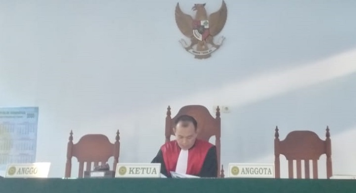 Hakim PN Tilamuta Tolak Permohonan Praperadilan Salah Satu Pejabat BoalemoTersangka Dugaan Kasus Korupsi