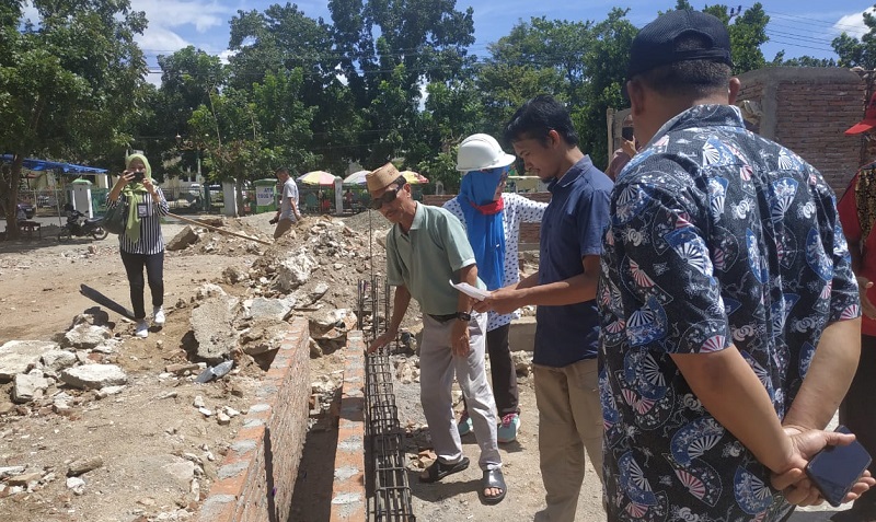 Nelson Turun Langsung Pantau Pembangunan Food Court