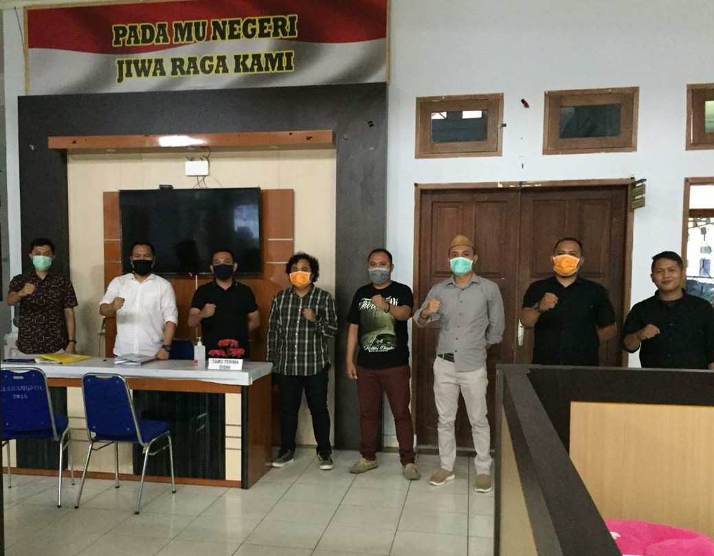 Relawan pencegahan virus corona.