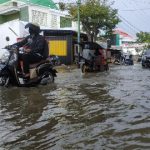 Sejumlah Jalan di Kota Gorontalo Kembali Digenangi Air Usai Hujan Deras.