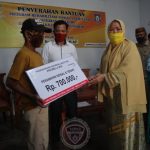 55 Lansia Diberikan Bantuan