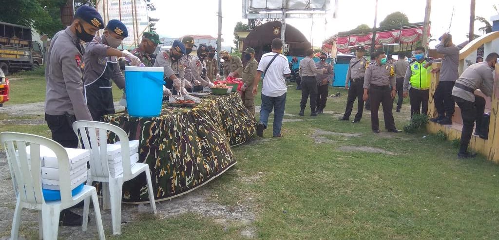 polda gorontalo buka dapur umum