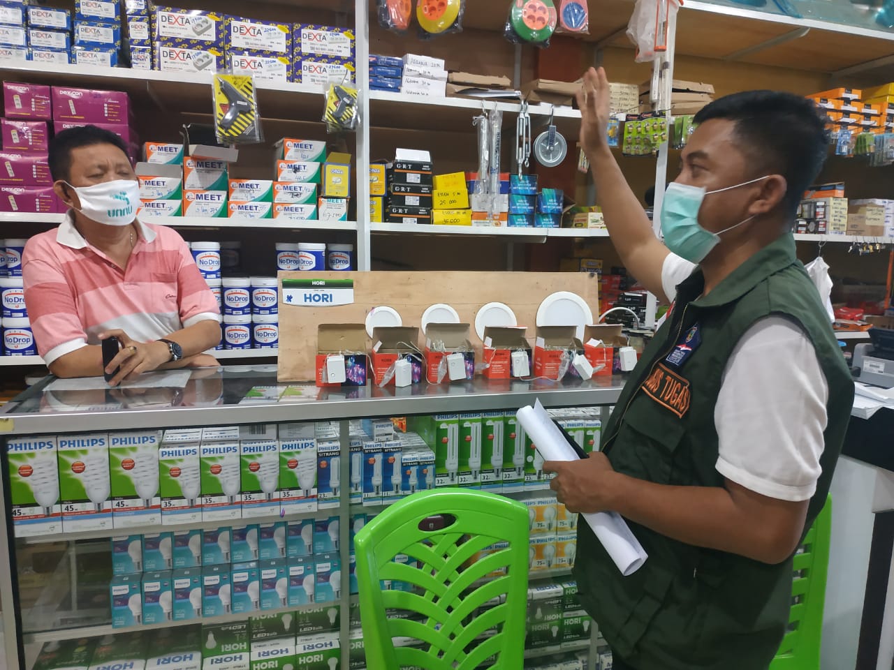 Kadis Kominfo Gencar Sosialisasikan Aplikasi Sipardi Kepada Sejumlah Pertokoan Dan Masyarakat