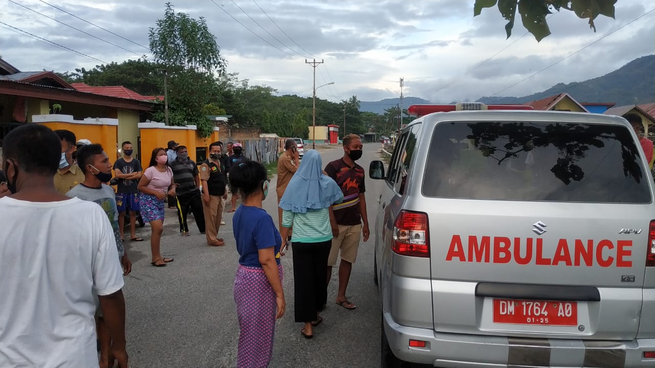 Penjemputan Bocah Pasien 96 Positif Covid-19 Diwarnai Tangisan Keluarga Pasien