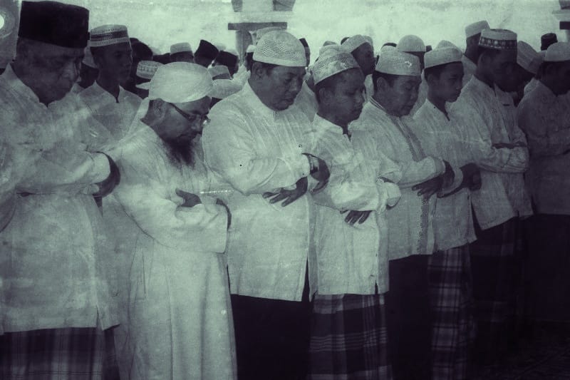 Warga Sipatana Gelar Salat Ghaib untuk Almarhum David Bobihoe