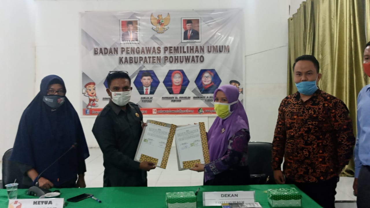 Bawaslu Pohuwato Bekerja Sama Dengan FH UNIPO untuk Penelitian dan Pengawasan Pemilu