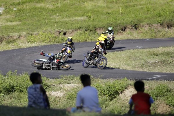 Balap Motor Pertama di Tengah Pandemi di Gorontalo. Berhadiah 90 Juta Rupiah