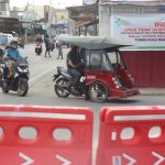 Penutupan perbatasan Kota Gorontalo dan Kabupaten Gorontalo saat PSBB/FOTO;Wawan Akuba