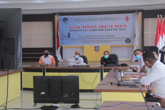 Sekda Darda Buka UNAIR degnan CAT