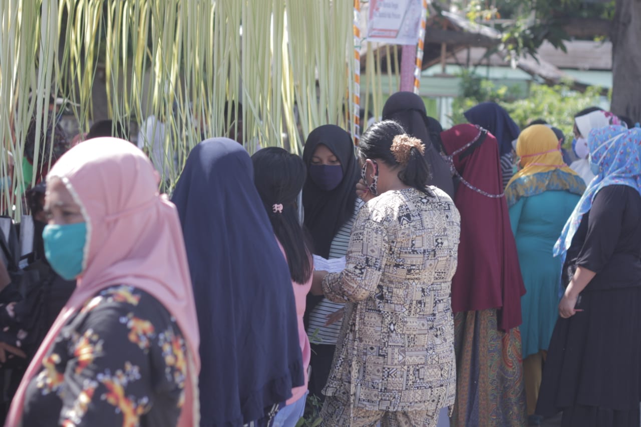Terjadi Kerumunan di TPS di Pohuwato, KPPS Lengah?
