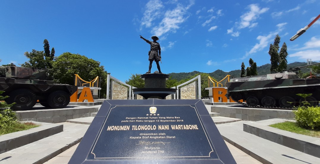 Patung Nani Wartabone/FOTO:Wawan Akuba