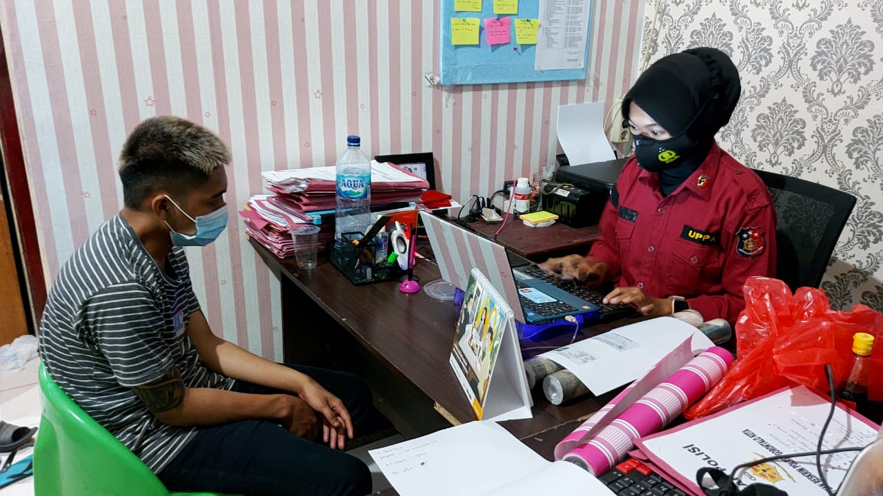 Pria Bertato Pelaku Pemberi Miras ke Bayi di Gorontalo Dibekuk Polisi