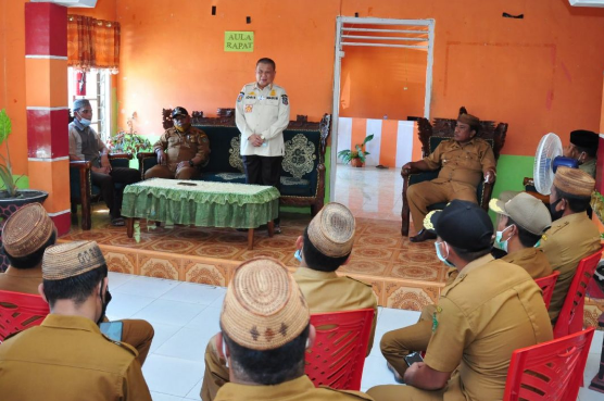 Bertemu Wakil Gubernur, Ini Aspirasi Para Kades di Kecamatan Paguyaman