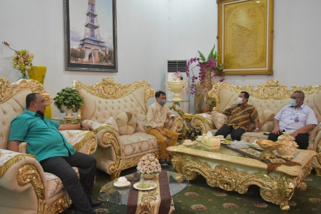 Terima Kunjungan Deputi Koperasi dan UMKM, Bupati Nelson Dorong Bangkitkan Koperasi Lokal