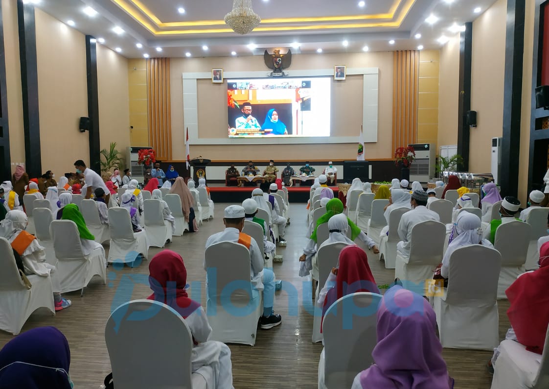 Khatam Raya Kota Gorontalo Diikuti Ribuan Santri, Ini Kata Ryan Kono
