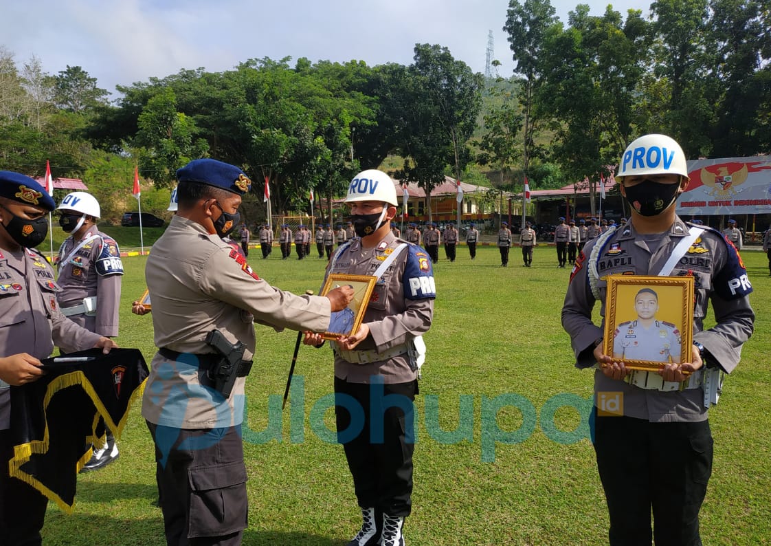 Melanggar Kode Etik, Brimob Gorontalo Pecat Tiga Anggotanya