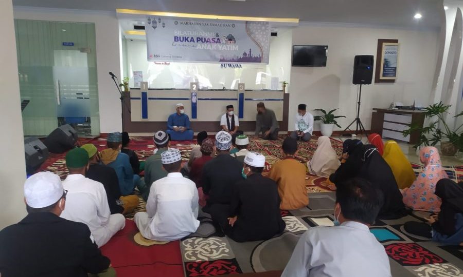 Pemkab Bone Bolango Bersama Bank Sulutgo Buka Bersama Anak Yatim