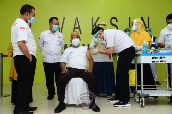 Pemprov Jamin Pelayanan Medis Warga Jika Alami KIPI usai Vaksinasi