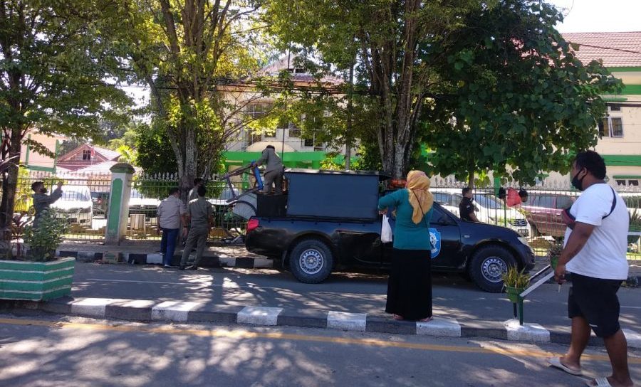 Ganggu Pejalan Kaki, Satpol PP Usir PKL di Kawasan RS Dunda Limboto