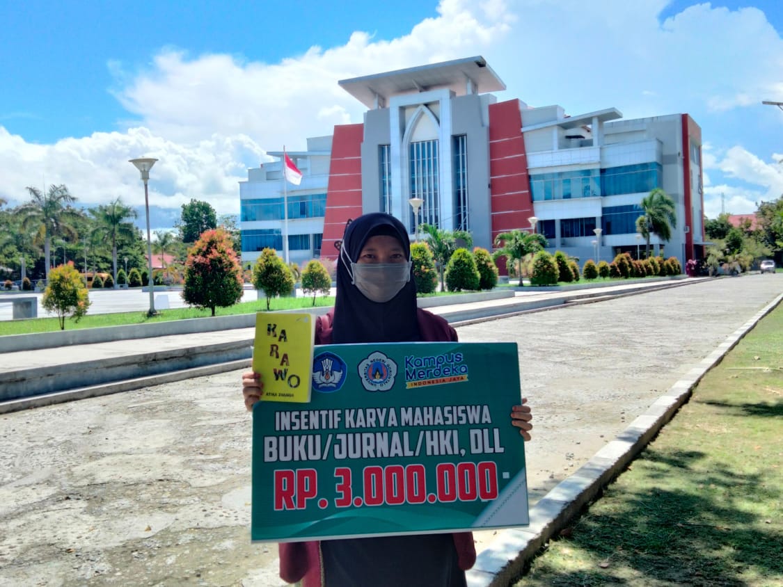Penuh Inspirasi, Penulis Buku Bertajuk Karawo Dapat Apresiasi dari UNG