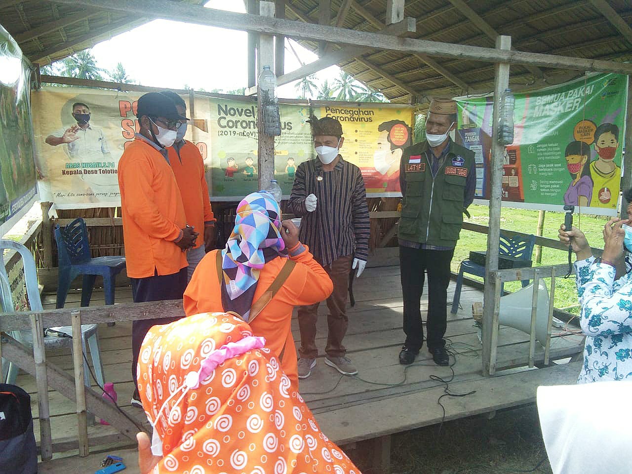 Nelson Berkunjung ke Wilayah Zona Merah untuk Semangati Keluarga Pasien Covid-19