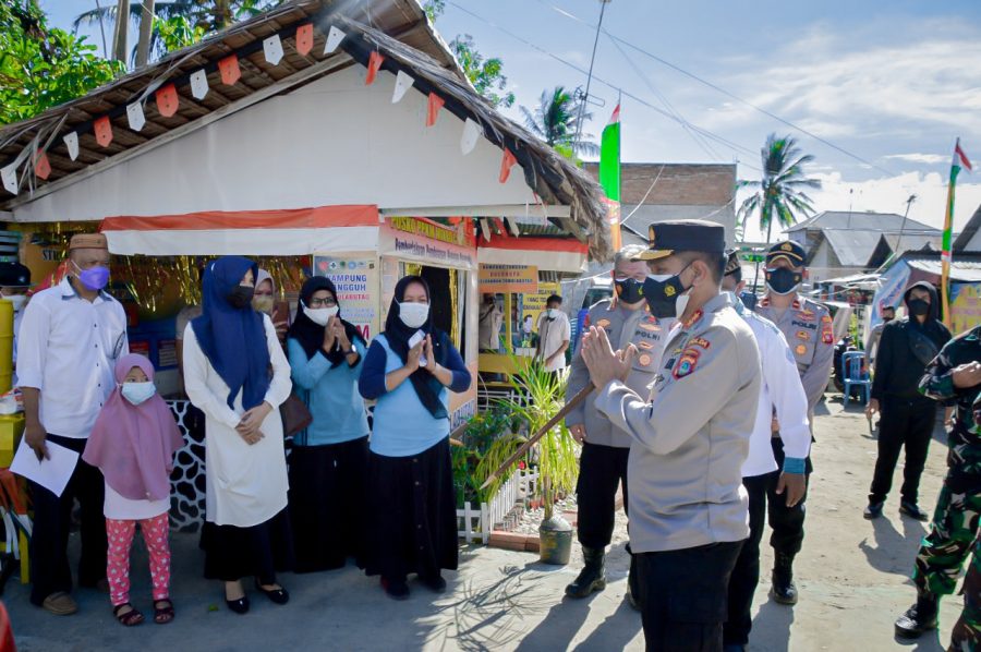 Kapolda dan Danrem Tinjau Lokasi PPKM Skala Mikro di Kecamatan Dungingi