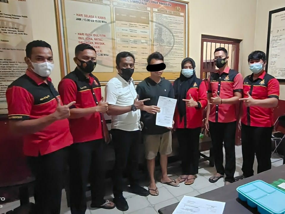 Pelaku AP saat akan ditahan di sel Polres Gorontalo/Unit Reskrim Polres Gorontalo
