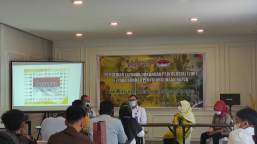 Idah Syahidah saat menghadiri kegiatan Pemberian Layanan Dukungan Psikososial (LDP) kepada Korban Penyalahgunaan Napza di Rumah Makan Marley, Selasa (10/8/2021).
