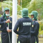 Paskibraka Kabupaten Gorontalo saat melaksanakan latihan di depan Rumah Dinas Bupati Gorontalo/Fandiyanto Pou