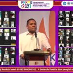 Rektor UNG, Eduart Wolok, saat memberikan sambutan dan sekaligus membuka kegiatan orientasi Pengenalan Kehidupan Kampus Mahasiswa Baru atau disingkat PKKMB yang dilaksanakan secara virtual, dan akan berlangsung selama tiga hari ke depan, Rabu (11/8/2021).