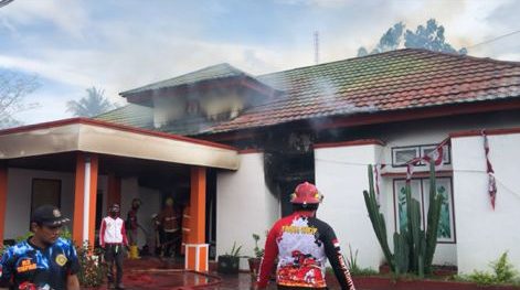 Kondisi kebakaran kantor KPU Provinsi Gorontalo/
