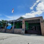 Potret rumah warga dengan bendera merah putih/Kadek Sugiarta