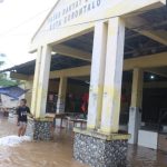 Pasar di Kota Gorontalo terendam banjir/
