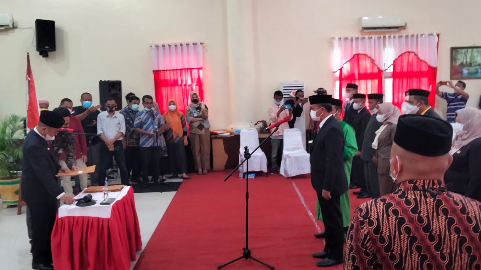 Saipul Mbuinga melantik sejumlah pejabat di Pemerintahan Kabupaten Pohuwato/Humas