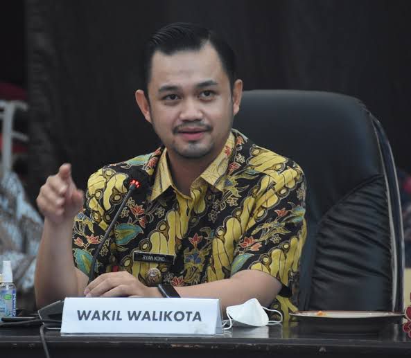 Wakil Wali Kota Gorontalo, Ryan Kono/