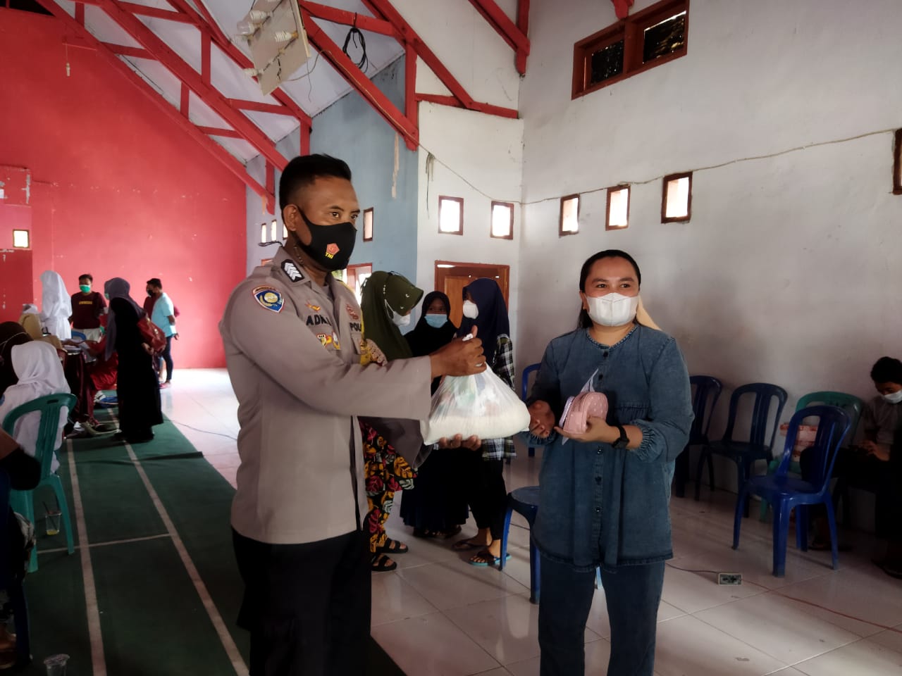 Bersama HMI Polda Gorontalo Gelar Vaksinasi di Kabupaten Boalemo