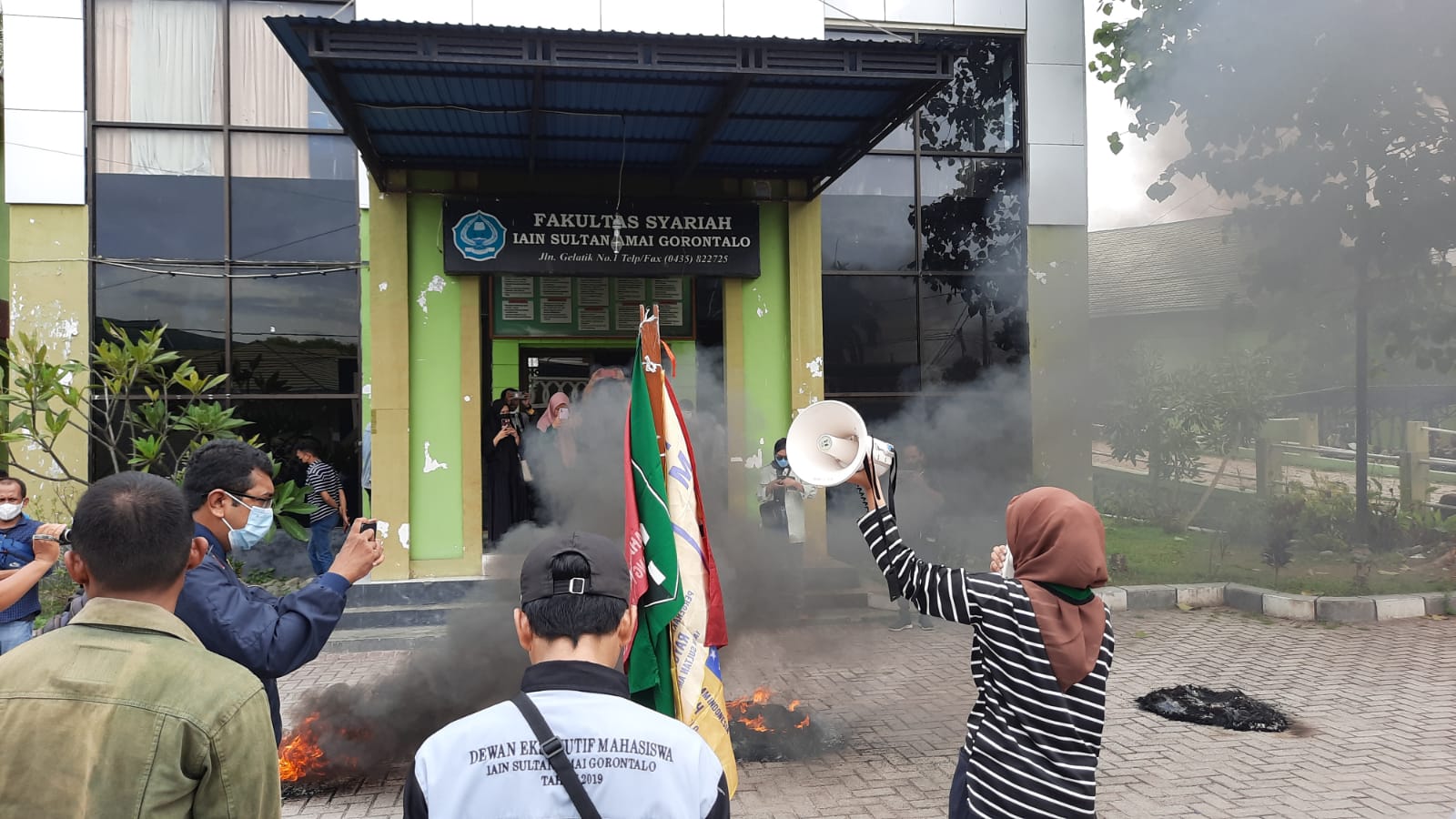 Mahasiswa Tuntut Dosen Pelaku Pelecehan Seksual Dipecat dari Kampus