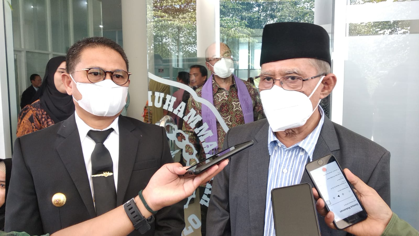 Penjabat Gubernur Harap Wisudawan UMGO Ciptakan Lapangan Kerja