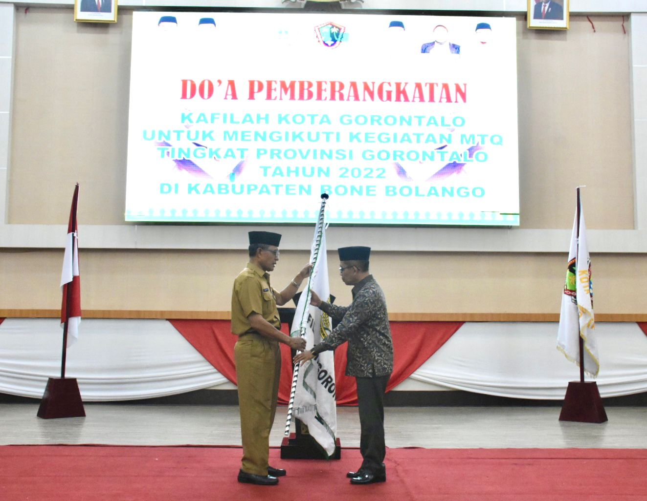 Lepas Kafilah Kota Gorontalo, Ismail Madjid: Mempertahankan Juara Jauh Lebih Sulit