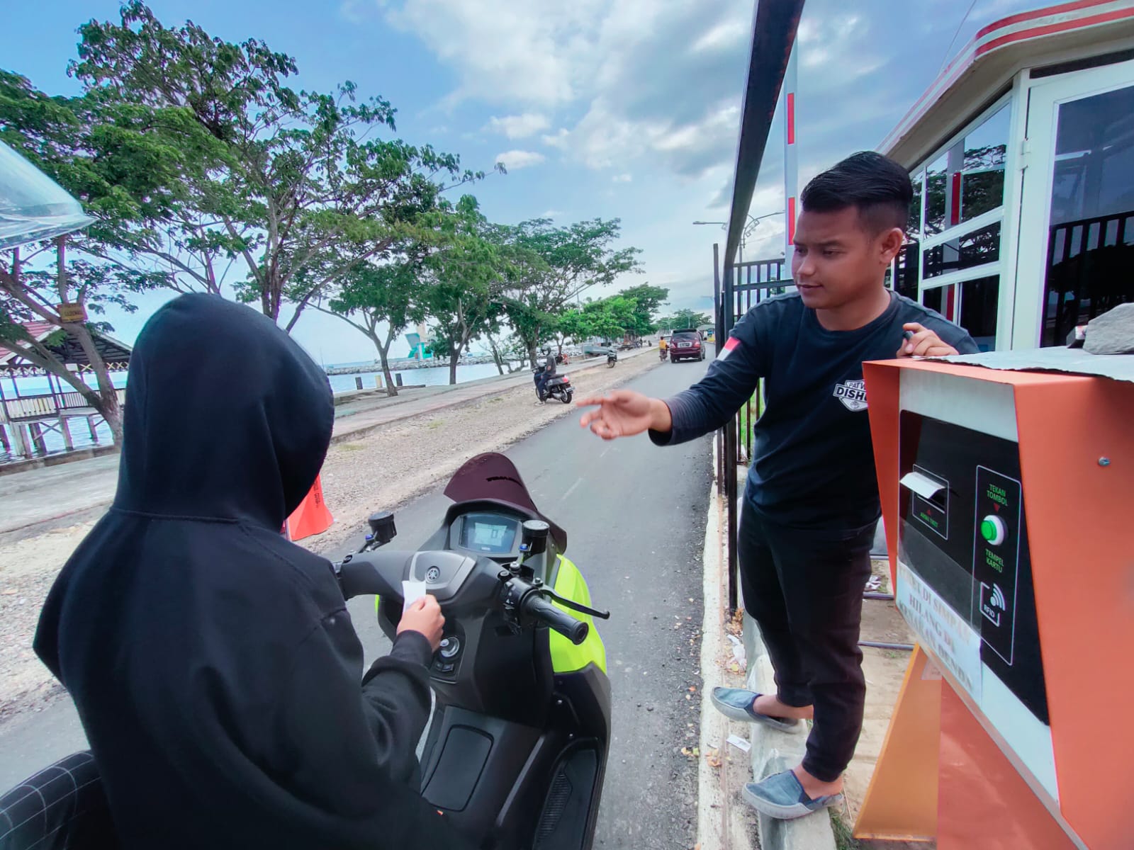 Masuk Kawasan Wisata Pohon Cinta Dikenakan Tarif, Kecuali Kendaraan Ini