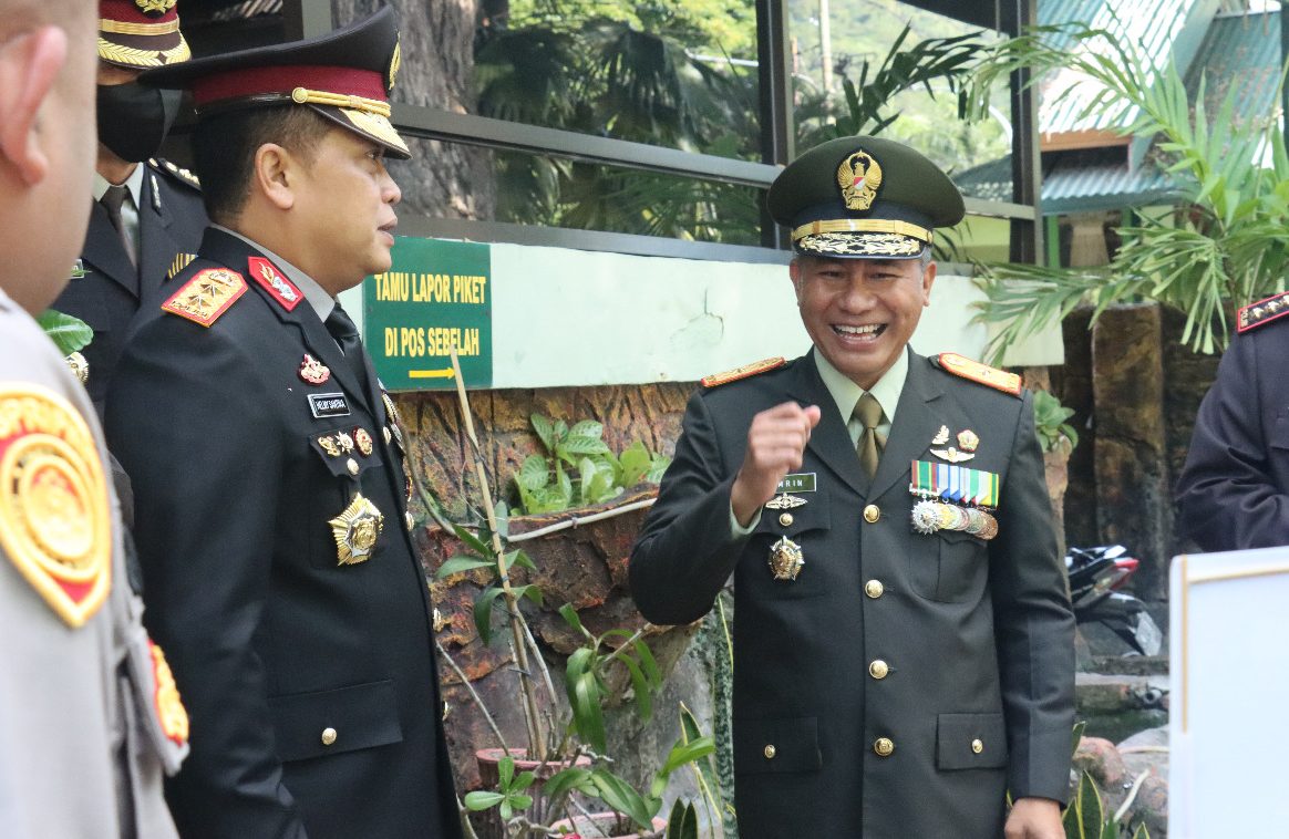 Kapolda Gorontalo “Gerebek” Kediaman Danrem 133 Nani Wartabone