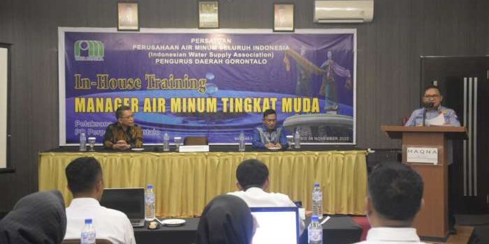 Marten Taha Tekankan Perusahaan Kelola Air Minum Harus Profesional