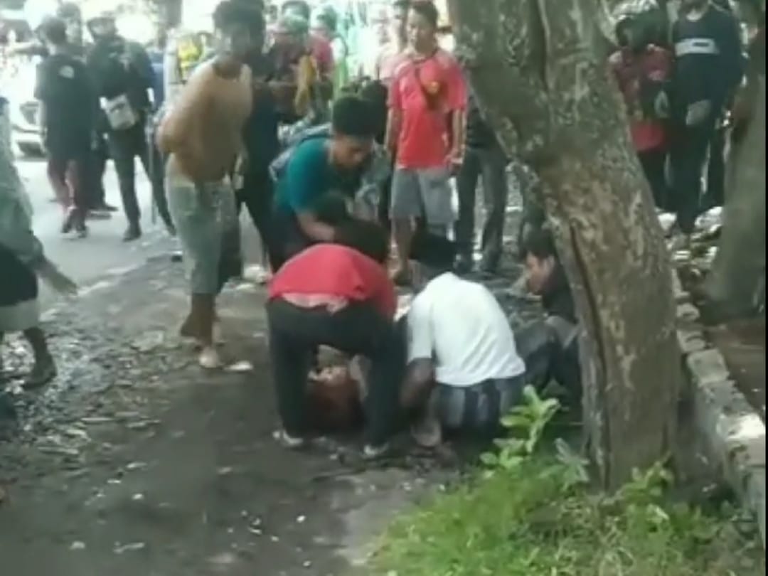 Pembacokan Probolinggo
