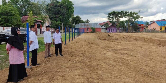Dekot Gorontalo Tinjau Pembangunan Lapangan Sepak Bola Bulotada’a