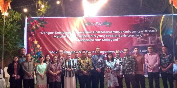 Hadiri Sambut Natal, Bupati Hamim Ajak Warga Pererat Silaturahmi Antar Umat Beragama