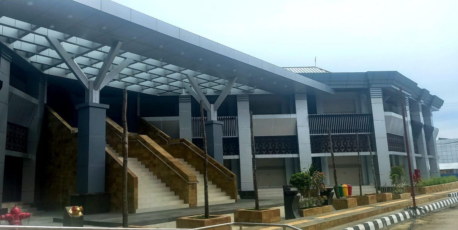 Pasar Sentral Gorontalo Siap Ditempati 1019 Pedagang