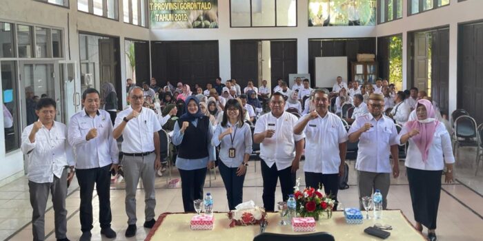 Seluruh Pejabat DLHK Provinsi Gorontalo Diberikan Pembinaan