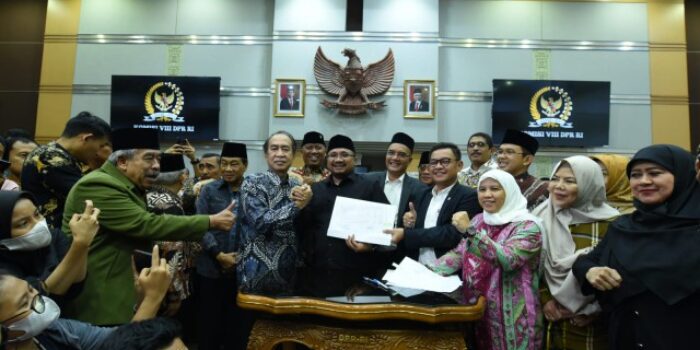 DPR dan Kemenag Sepakati Biaya Haji 2023 Sebesar Rp49,8 Juta
