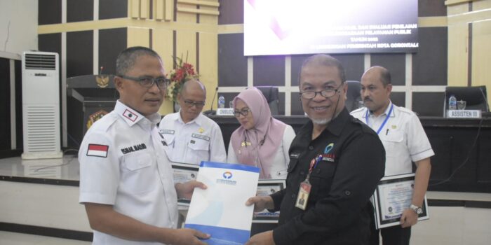 Tiga OPD Pemkot Gorontalo Terima Penghargaan dari Ombudsman